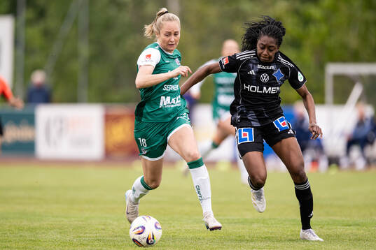 Alingsås Karin Lundin och IFK Norrköpings Maya Aliyah
