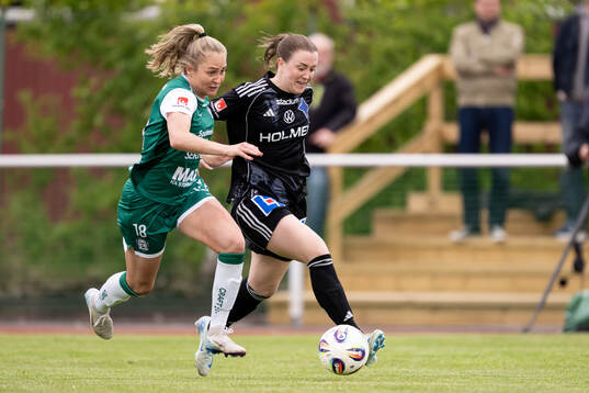 Alingsås Karin Lundin och IFK Norrköpings Maja Regnås