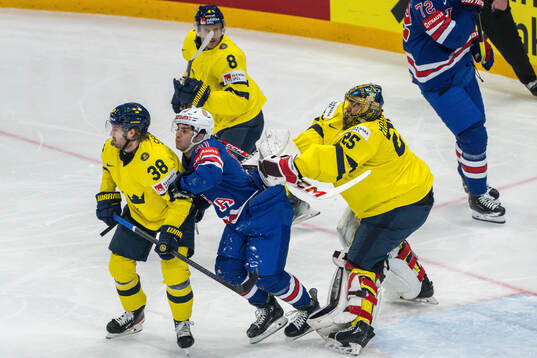 Rasmus Sandin, Jonas Brodin, goaltender Jacob Markström of