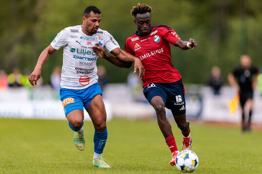 Värnamos Wenderson Oliveira do Nascimento och Östers