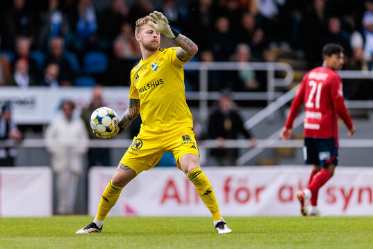 Östers målvakt Robin Wallinder
