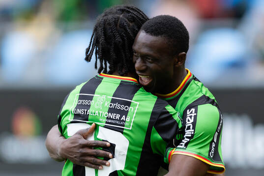 GAIS Ibrahim Diabate jublar ihop med Harun Ibrahim