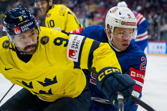 Filip Forsberg of Sweden and Jackson LaCombe of USA