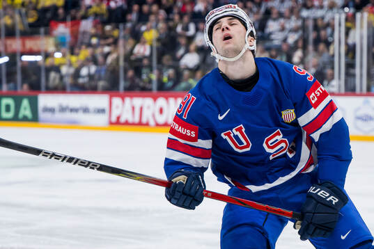 Frank Nazar of USA looks dejected