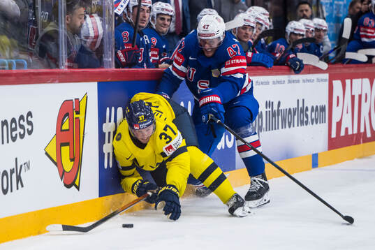 Isac Lundeström of Sweden and Michael McCarron of USA