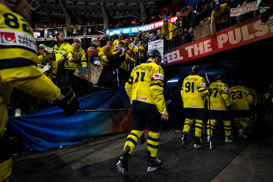 Mikael Backlund of Sweden looks dejected