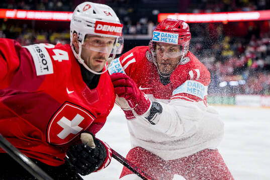 Christian Marti of Switzerland and Alexander True of Denmark