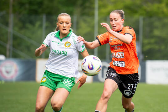 Hammarbys Smilla Holmberg och Kristianstads DFFs Viktoria