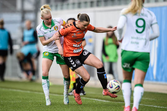 Hammarbys Emilie Joramo och Kristianstads Alice Egnér