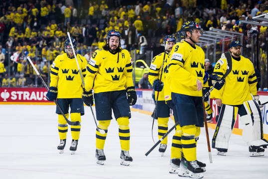Mika Zibanejad of Sweden looks dejected
