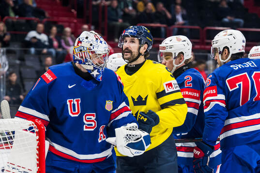 Filip Forsberg of Sweden looks dejected