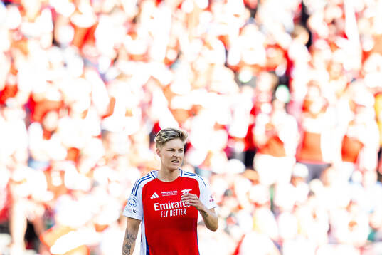 Lina Hurtig of Arsenal