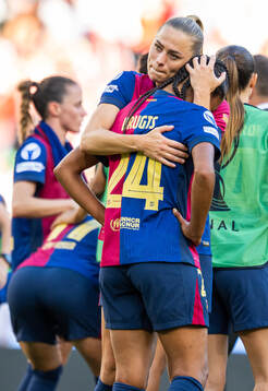 Fridolina Rolfö and Esmee Brugts of Barcelona look dejected