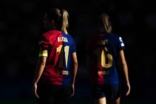 Alexia Putellas and Fridolina Rolfö of Barcelona