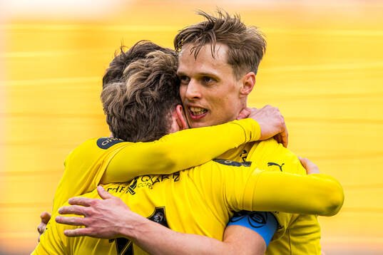 Ole Didrik Blomberg of Bodø/Glimt celebrates with Ulrik