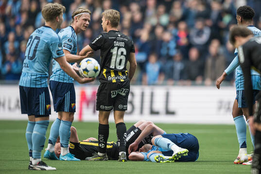 Häckens Mikkel Rygaard Jensen och Djurgårdens Hampus