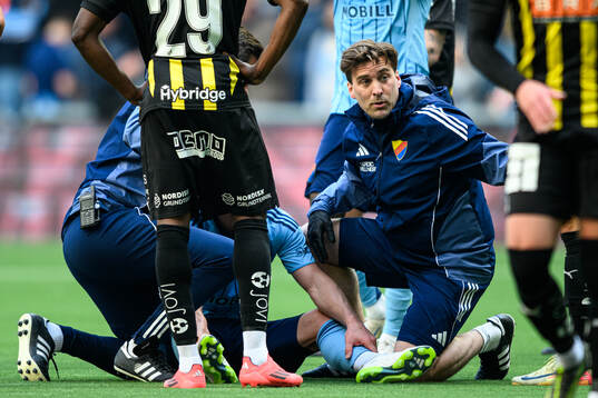 Djurgårdens Hampus Finndell får vård