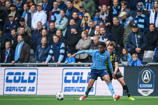 Djurgårdens Isak Alemayehu Mulugeta och Häckens Filip