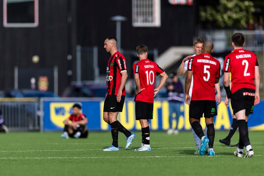 Brommapojkarnas Even Hovland deppar