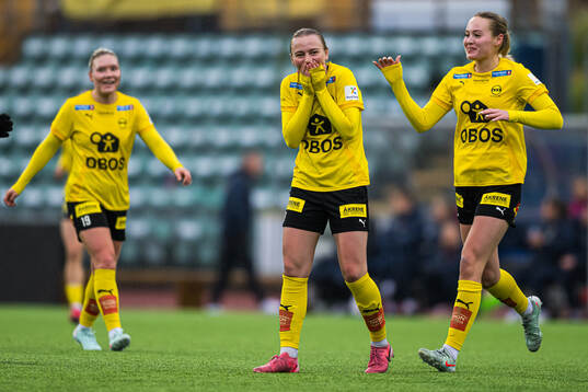Mari Nyhagen of LSK Kvinner celebrates