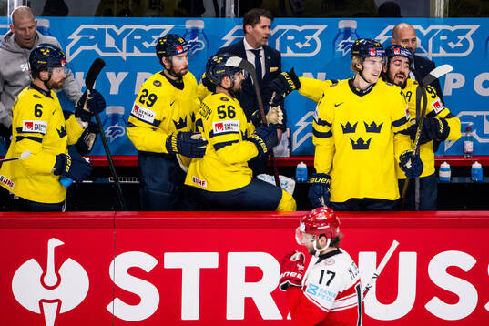 Marcus Pettersson, Erik Gustafsson, Simon Edvinsson and