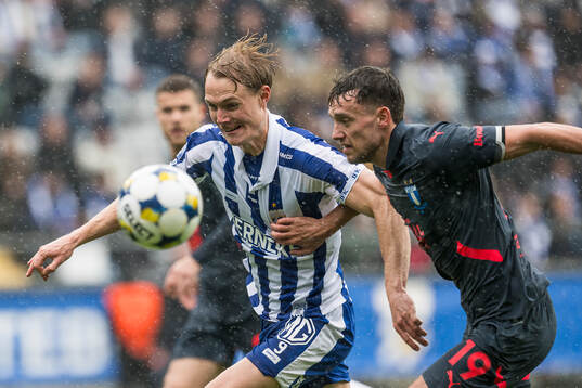 IFK Göteborgs Max Fenger och Malmö FFs Colin Rösler
