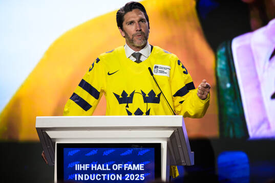 Henrik Lundqvist of Sweden
