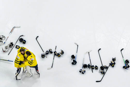 Goaltenders Samuel Ersson and Jacob Markström of Sweden