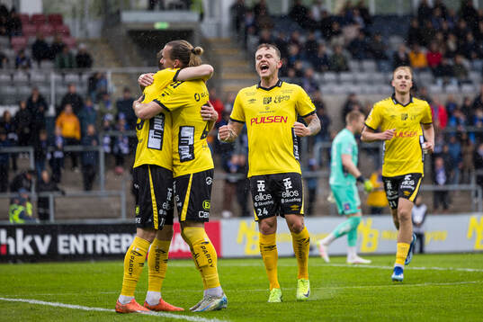 Elfsborgs Simon Hedlund jublar