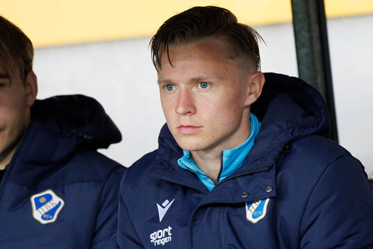 Halmstads Albin Ahlstrand på bänken