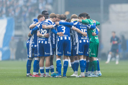 IFK Göteborgs spelare samlas