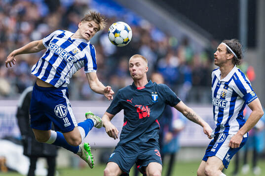 IFK Göteborgs Felix Eriksson och Gustav Svensson mot