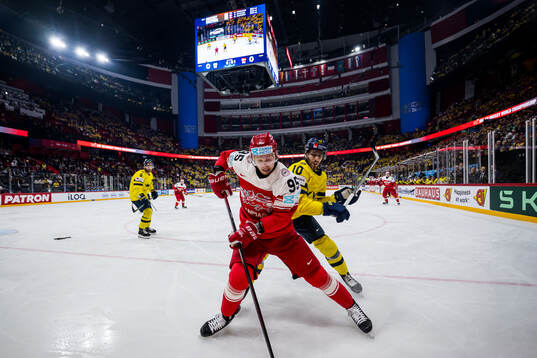 Nick Olesen of Denmark and Alexander Wennberg of Sweden