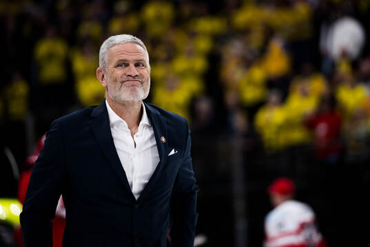 Head coach Mikael Gath of Denmark looks dejected