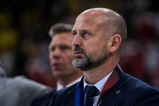 Assistant coach Anders Sörensen of Sweden