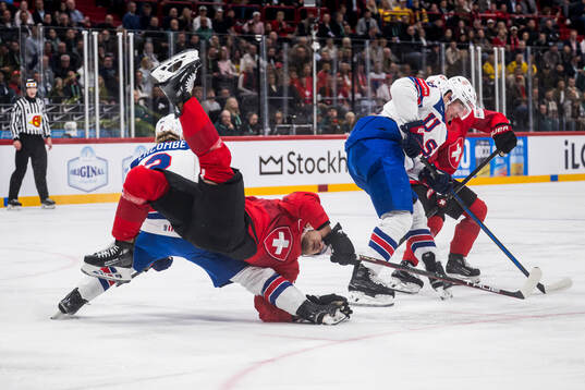 Simon Knak of Switzerland