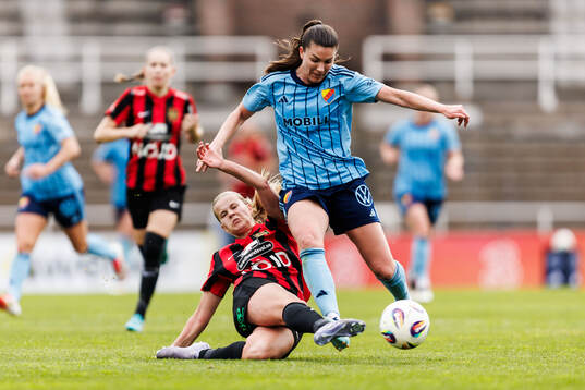 Brommapojkarnas Sara Frigren och Djurgårdens Pauline