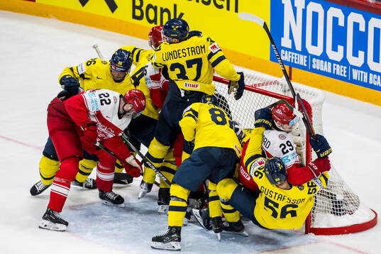 Mikkel Aagaard of Denmark and Erik Gustafsson of Sweden