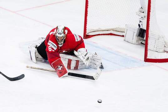 goaltender Leonardo Genoni of Switzerland