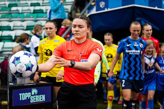 Karoline Marie Jensen, referee