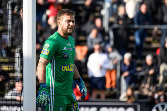 Falkenbergs målvakt Anton Andersson