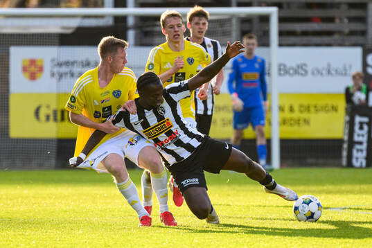 Falkenbergs Lucas Sibelius och Landskronas Kofi Asare