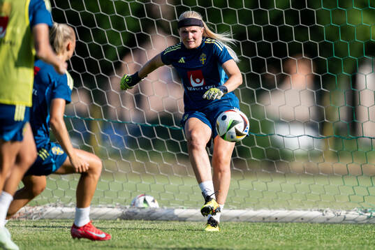 Goalkeeper Emma Holmgren of the Swedish women’s national