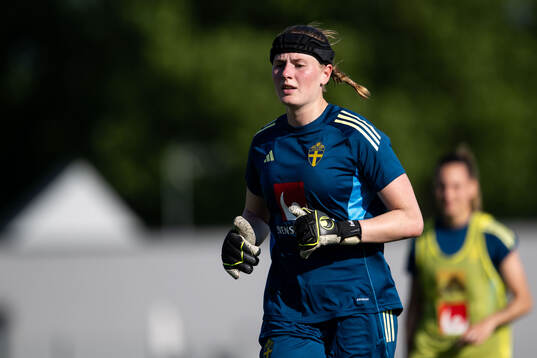 Goalkeeper Tove Enblom of the Swedish women’s national