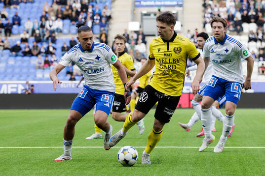 IFK Norrköpings Moutaz Neffati och Mjällbys Timo Stavitski