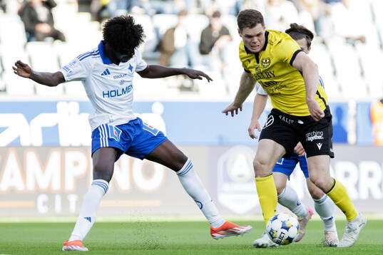 IFK Norrköpings Kojo Peprah Oppong och Mjällbys Jacob