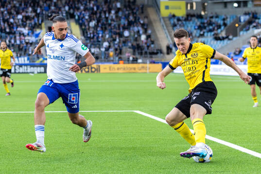 IFK Norrköpings Moutaz Neffati och Mjällbys Elliot Stroud