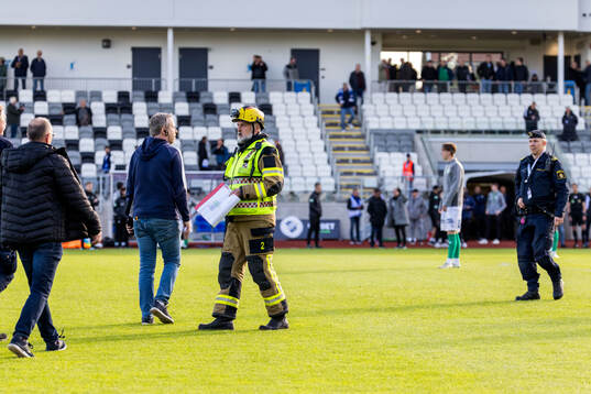 Räddningstjänst på planen