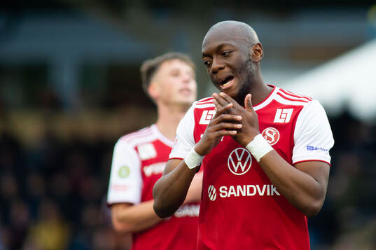 Sandvikens IFs Moonga Simba deppar
