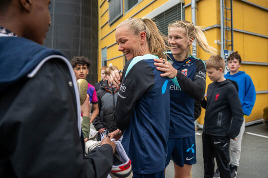 Frida Maanum and Ada Hegerberg of the Norwegian women's